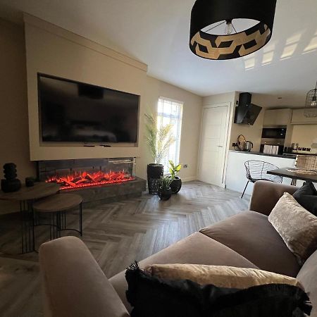 Loudoun Mains Luxury Lodges Newmilns Екстериор снимка
