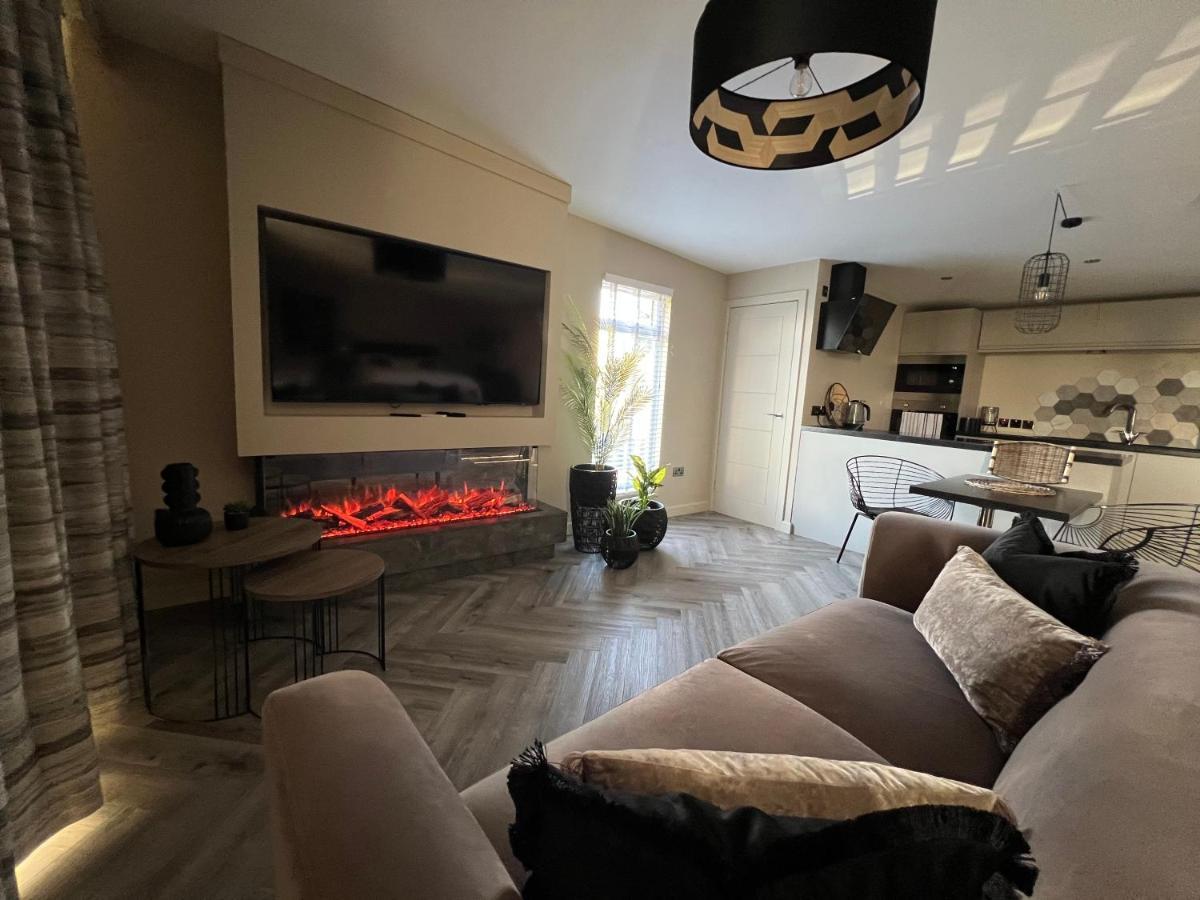 Loudoun Mains Luxury Lodges Newmilns Екстериор снимка