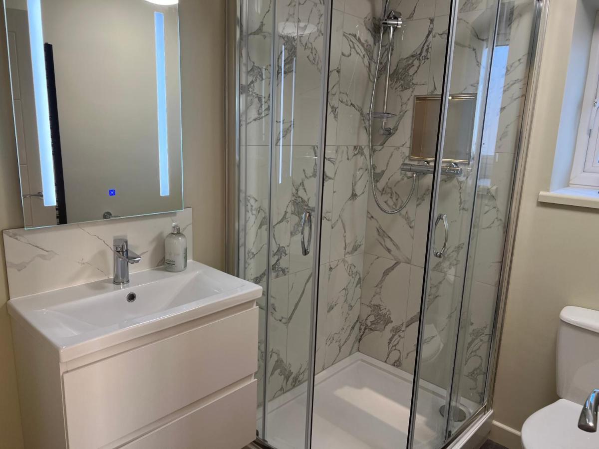 Loudoun Mains Luxury Lodges Newmilns Екстериор снимка