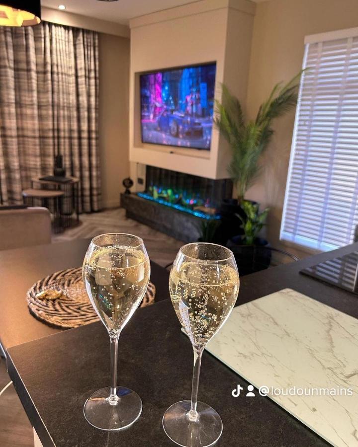 Loudoun Mains Luxury Lodges Newmilns Екстериор снимка