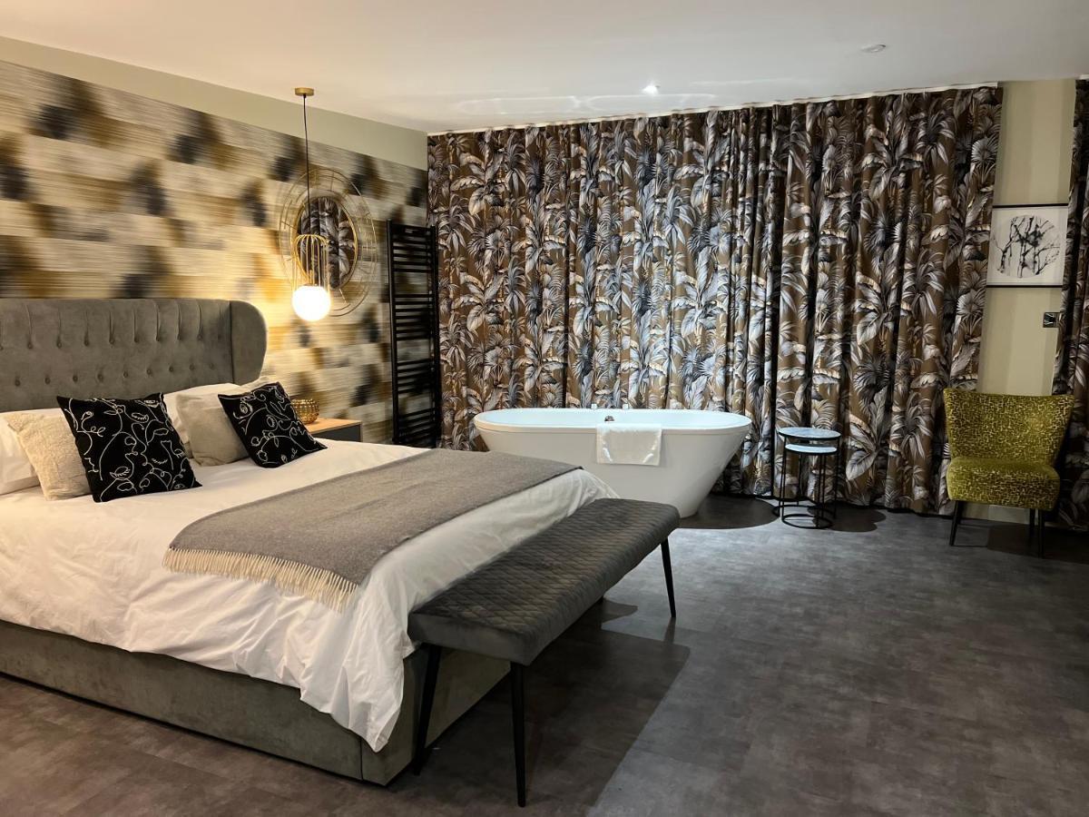 Loudoun Mains Luxury Lodges Newmilns Екстериор снимка