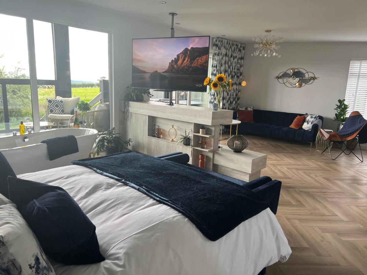 Loudoun Mains Luxury Lodges Newmilns Екстериор снимка