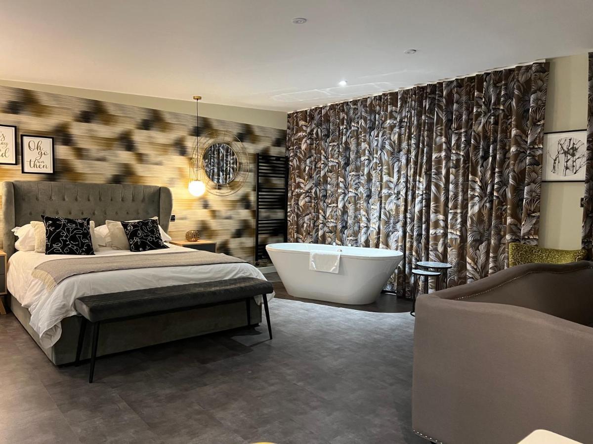 Loudoun Mains Luxury Lodges Newmilns Екстериор снимка